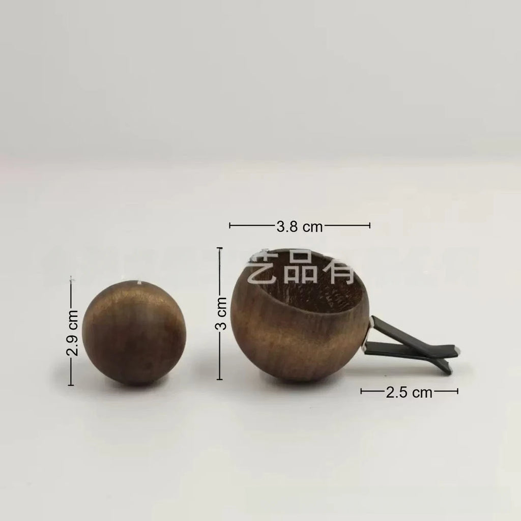 Diffuseur d'huiles essentielles pour voiture et maison - Mini diffuseur de parfum naturel en bois, mignon, adapté pour la chambre, le salon, la salle de bain