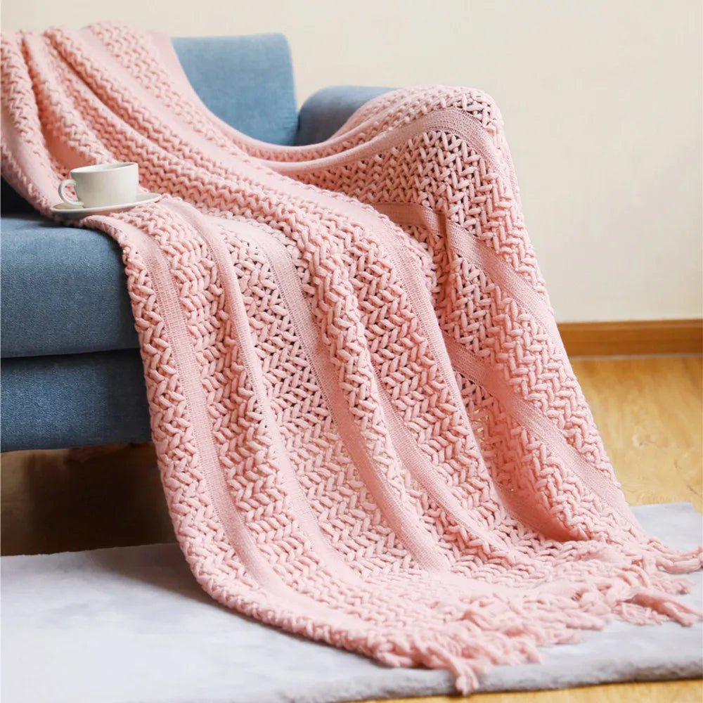 Jeté décorative en maille texturée avec franges