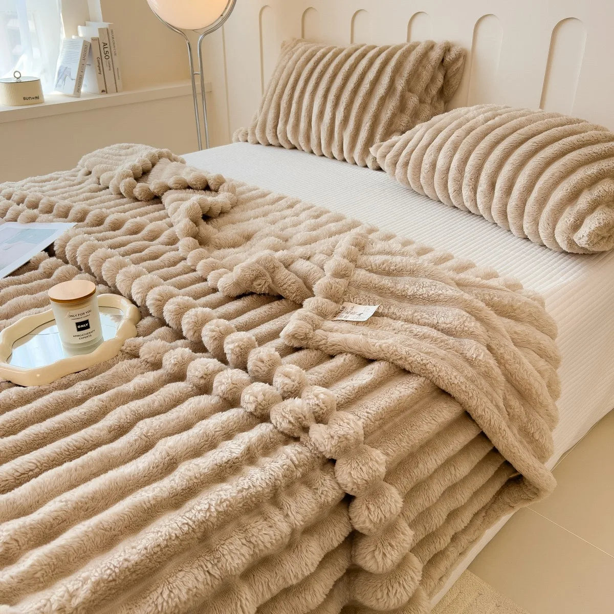 Ultra-soft decorative throw - Cozy ambiance