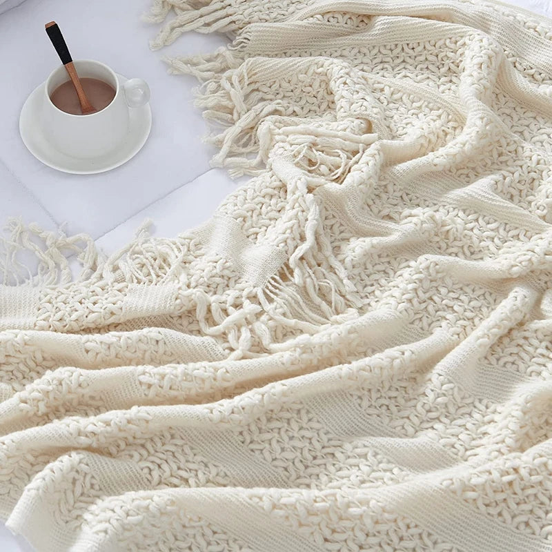 Jeté décorative en maille texturée avec franges
