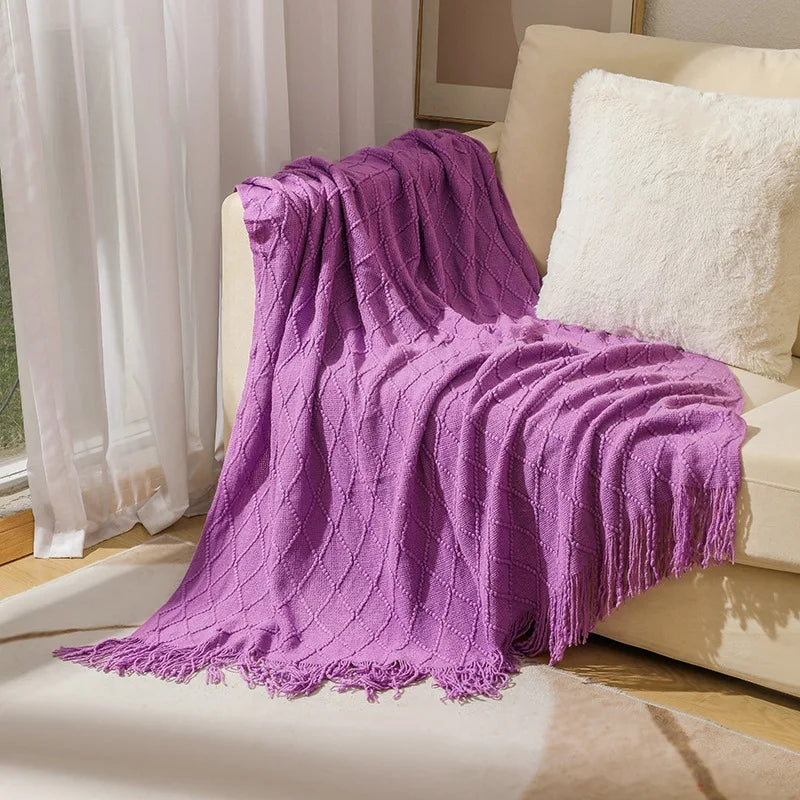 Jeté décoratif en maille texturée avec franges